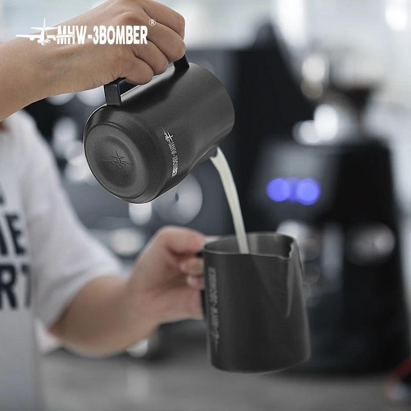 MHW-3BOMBER Turbo Milk Pitcher 350/450 ml