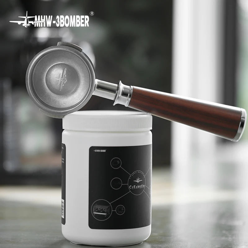 MHW-3BOMBER Cleaning Set - powder bowl + brush