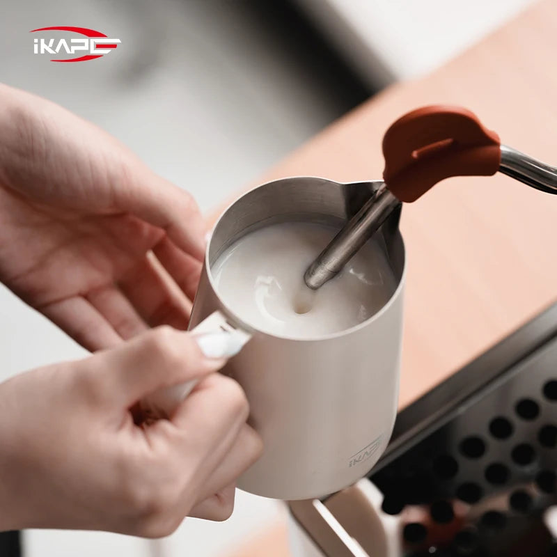 IKAPE 450 ml Latte-Art Pitcher, Hollow Handle